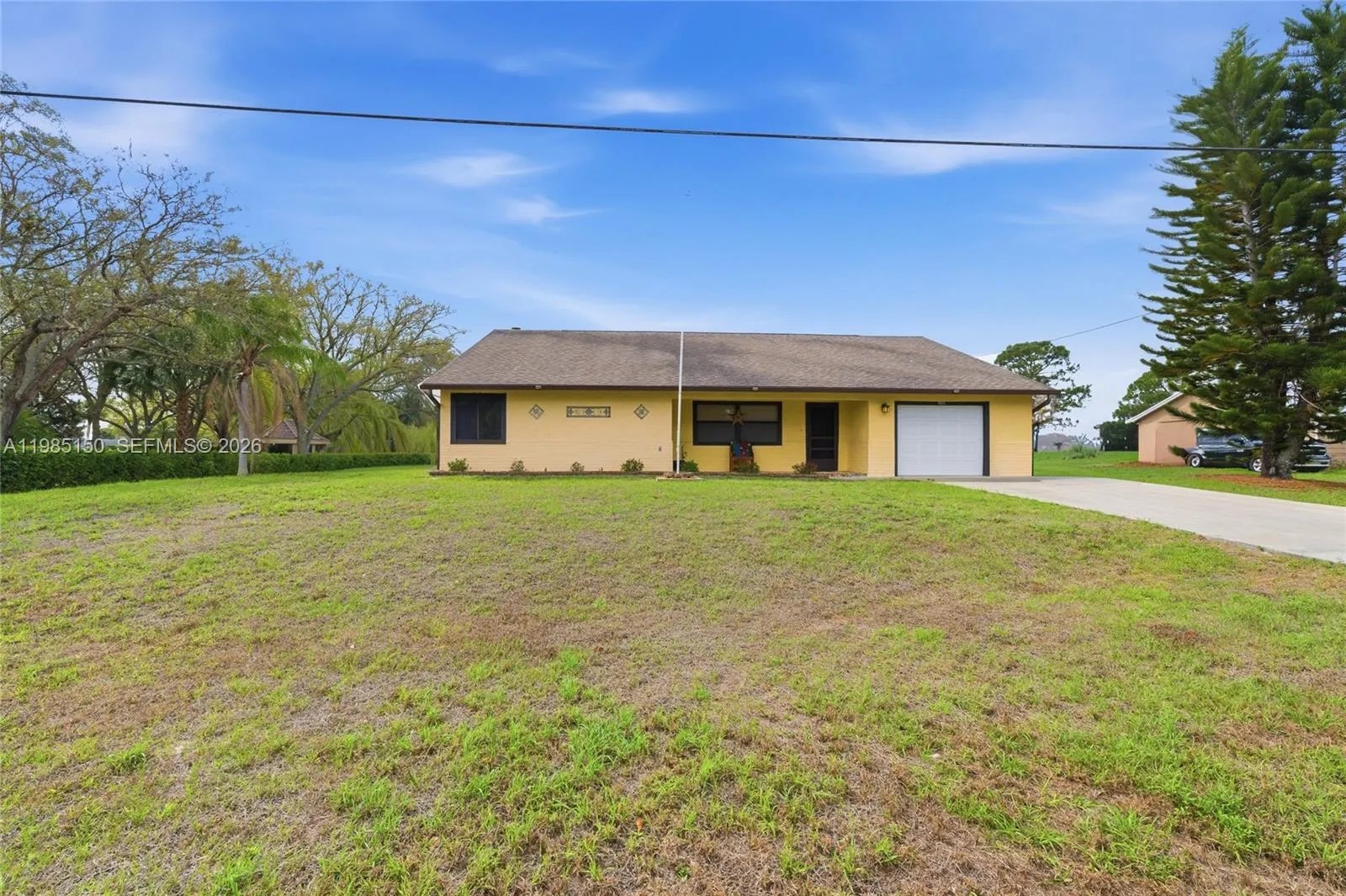 2580 SW Bayshore Blvd, Port St. Lucie FL 34984