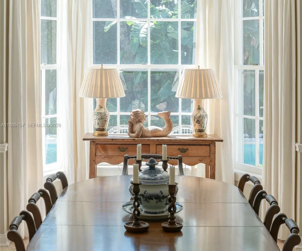 74 Gomez Rd, Jupiter Island FL 33455