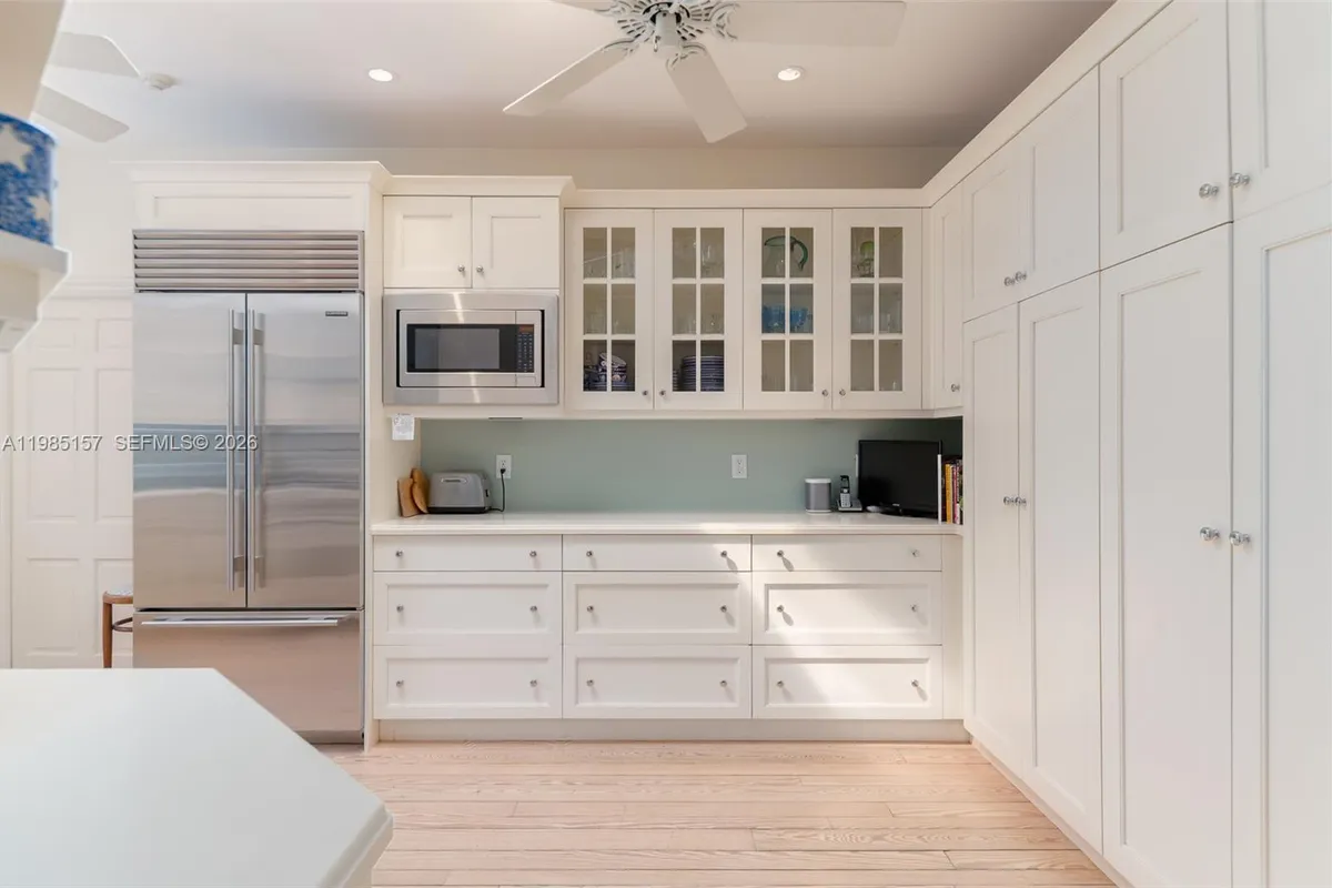 74 Gomez Rd, Jupiter Island FL 33455