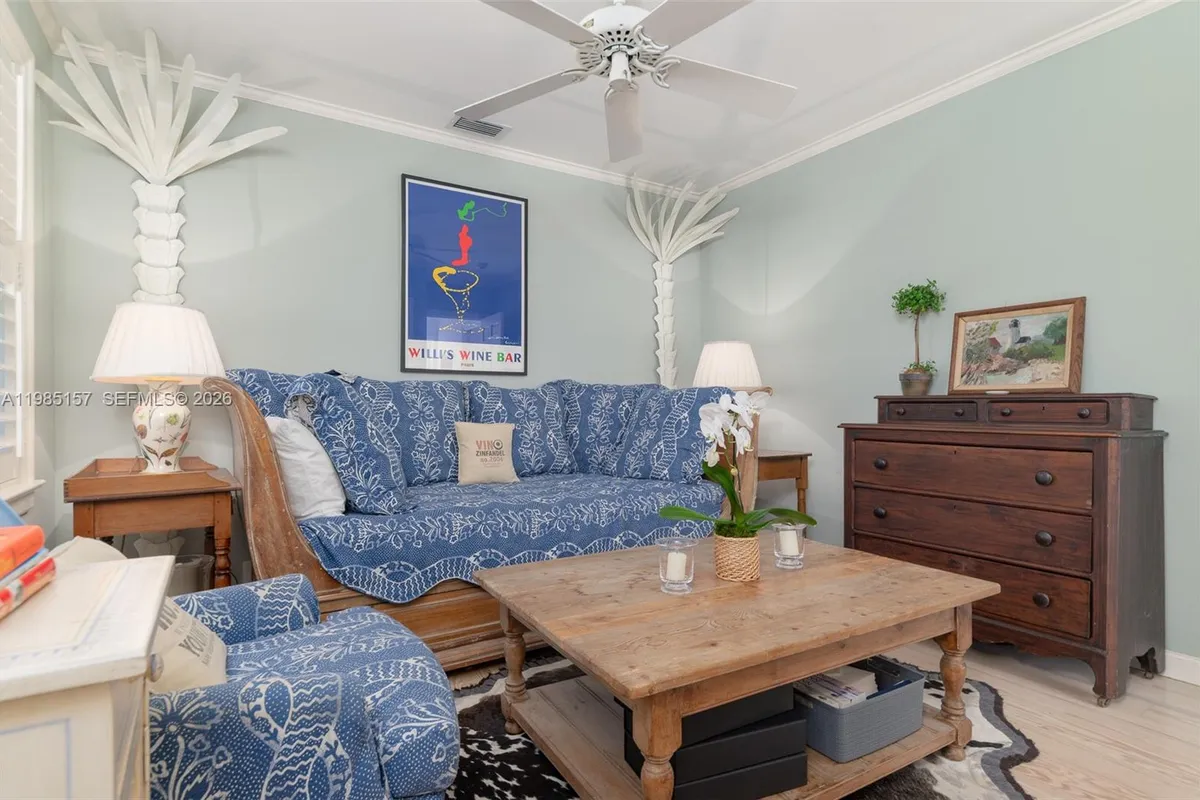 74 Gomez Rd, Jupiter Island FL 33455