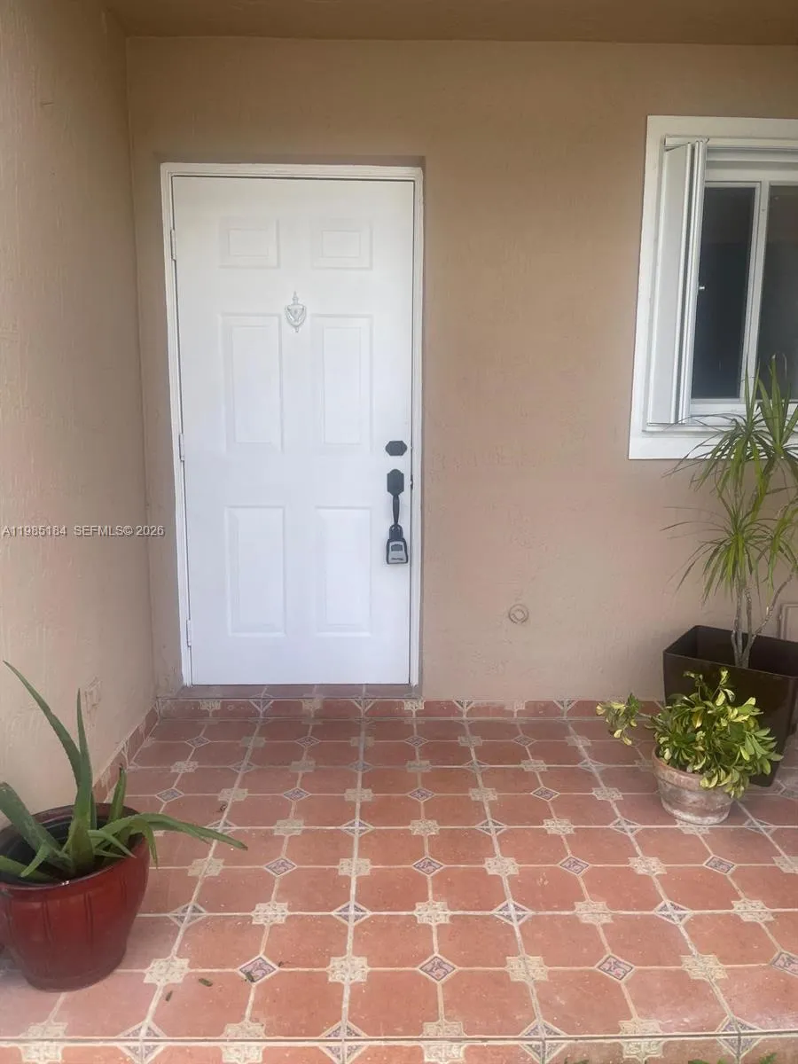 13926 SW 175th Ter, Miami FL 33177