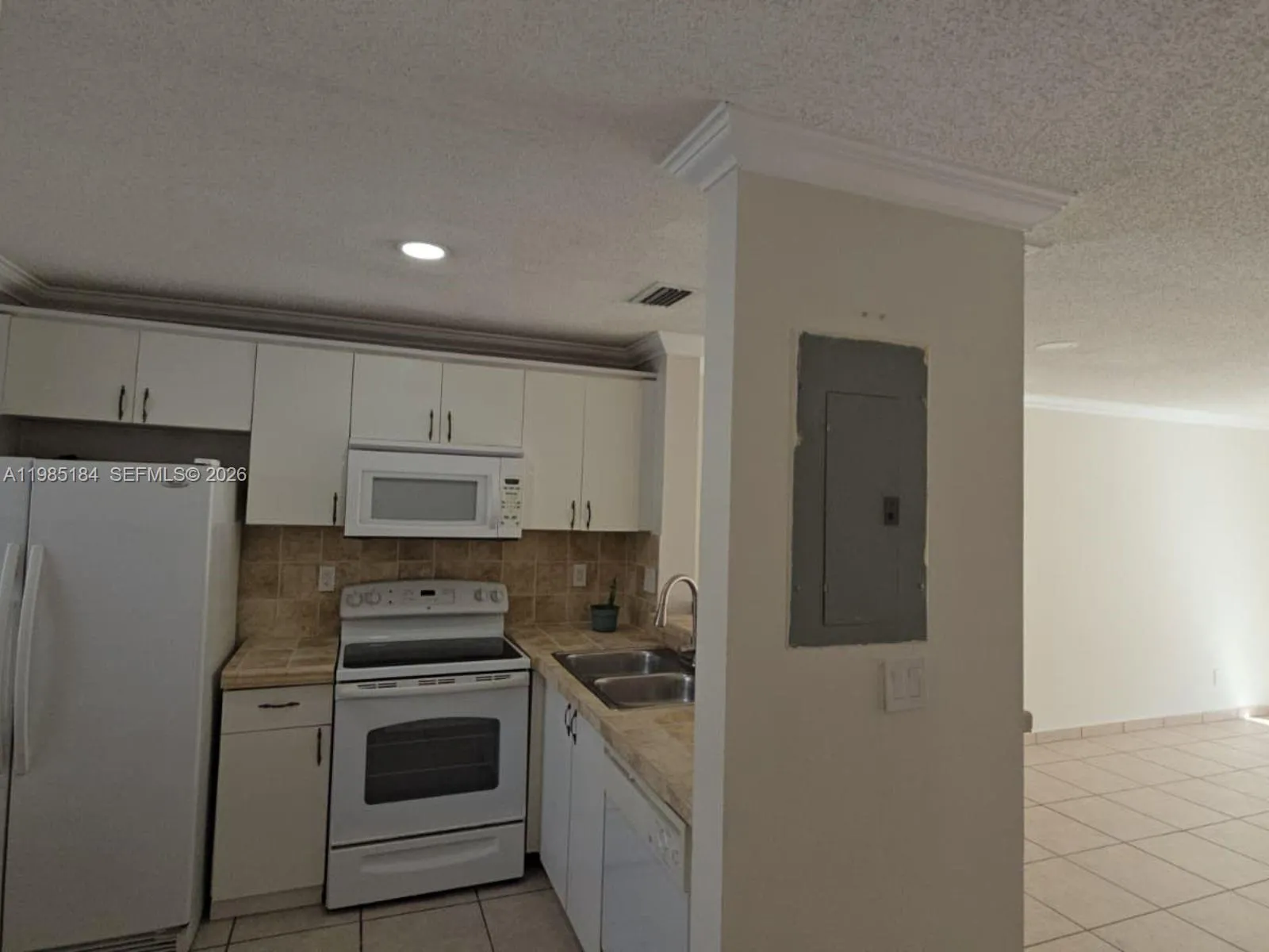 13926 SW 175th Ter, Miami FL 33177