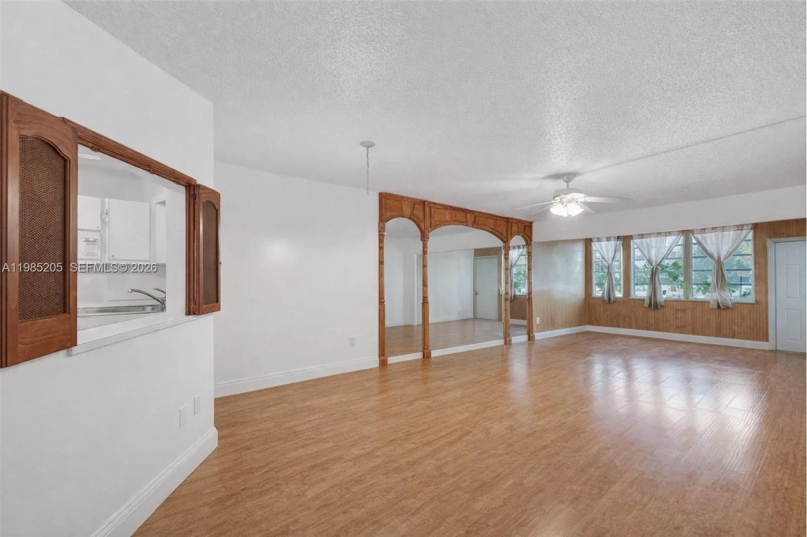 1750 NE 191st St # 1, Miami FL 33179