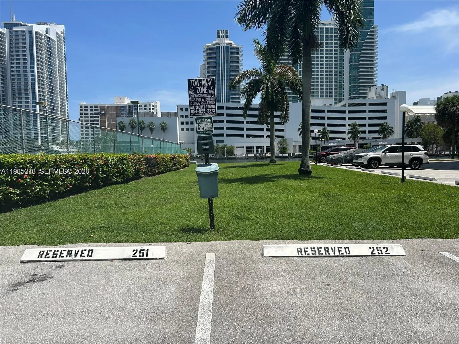 400 Leslie Dr # 308, Hallandale Beach FL 33009