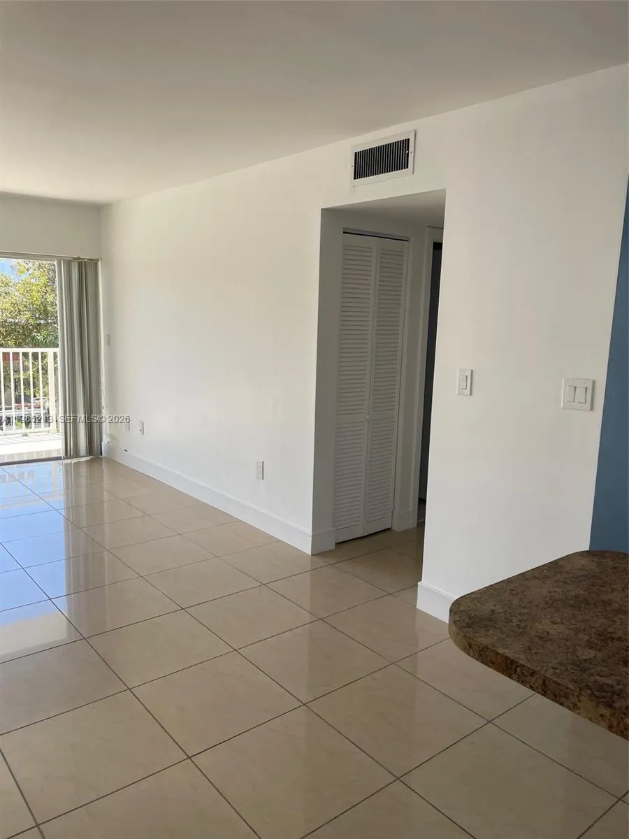 3615 NE 167th St # 301, North Miami Beach FL 33160