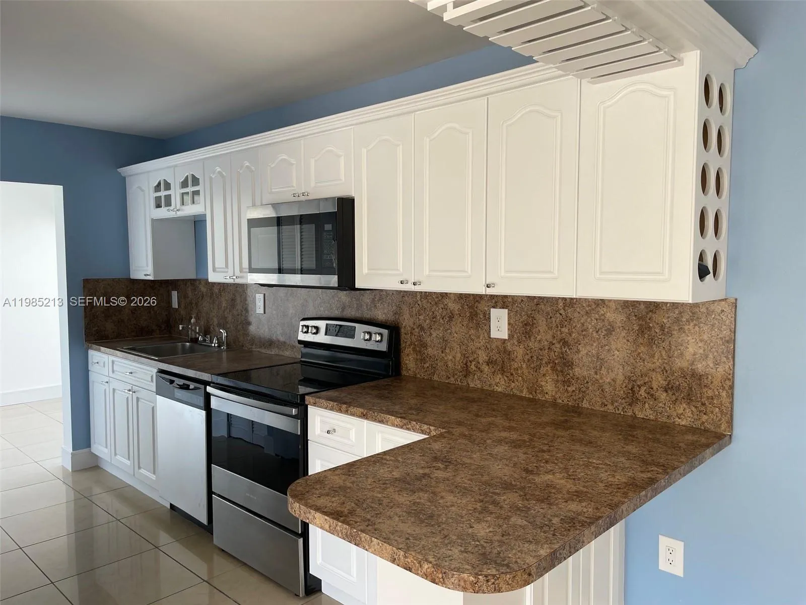 3615 NE 167th St # 301, North Miami Beach FL 33160