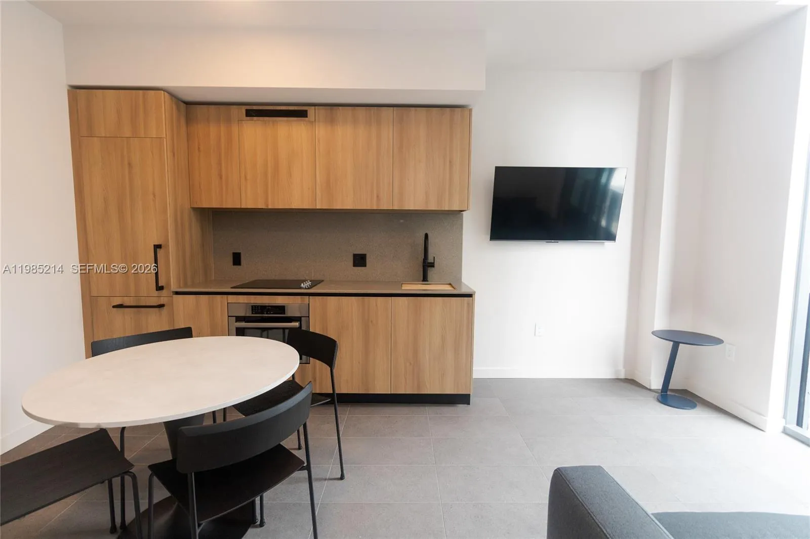 121 NE 5th St # 3711, Miami FL 33132