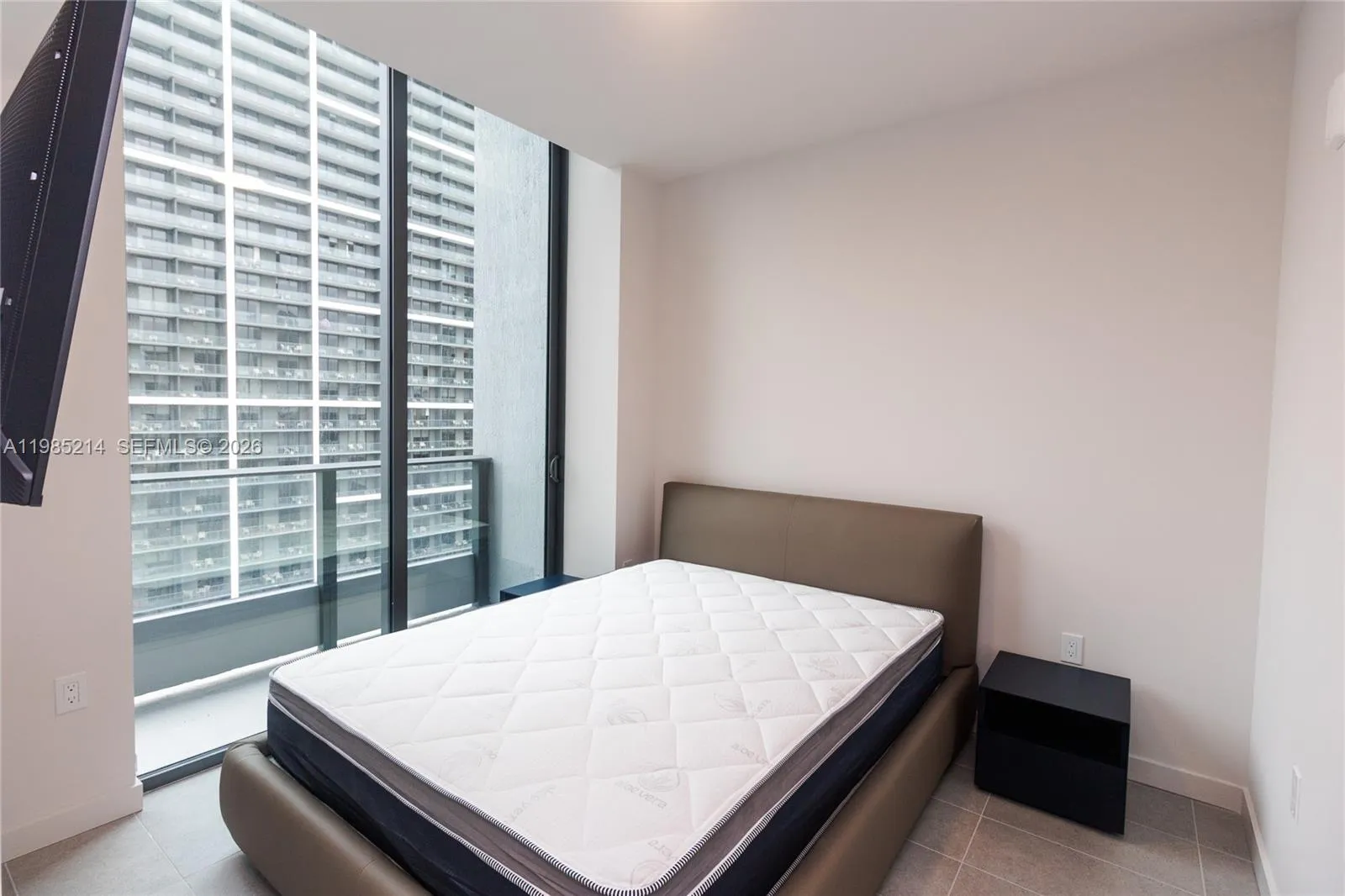 121 NE 5th St # 3711, Miami FL 33132