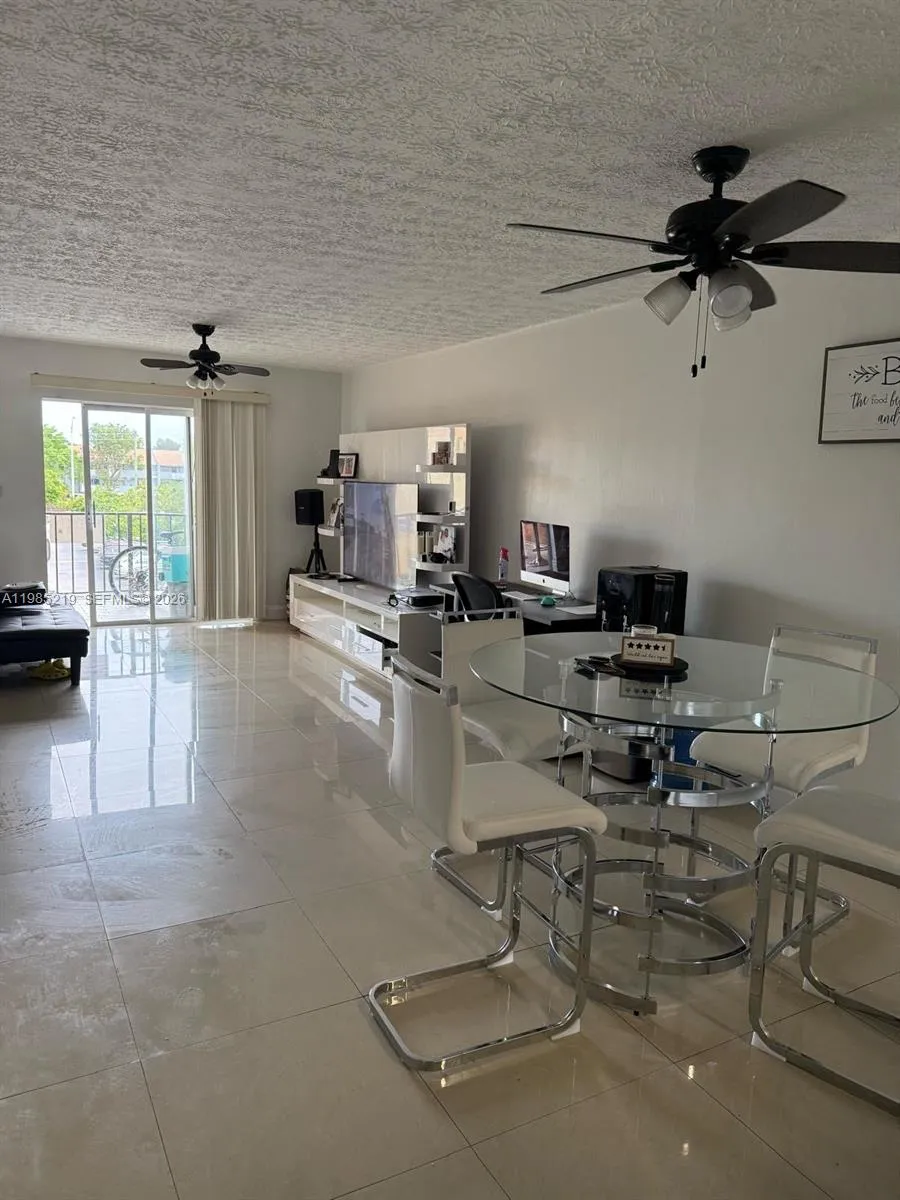 6055 W 19th Ave # 311, Hialeah FL 33012
