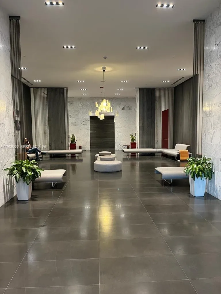 1600 NE 1st Ave # 1620, Miami FL 33132