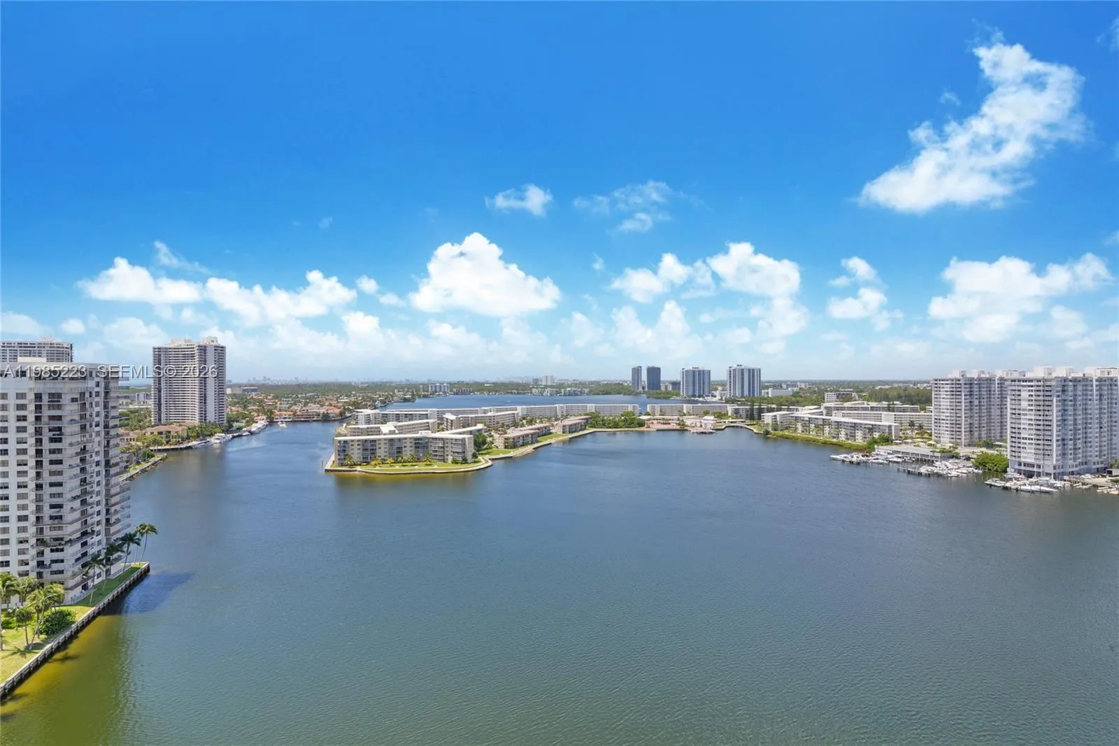 2801 NE 183rd St # 912W, Aventura FL 33160