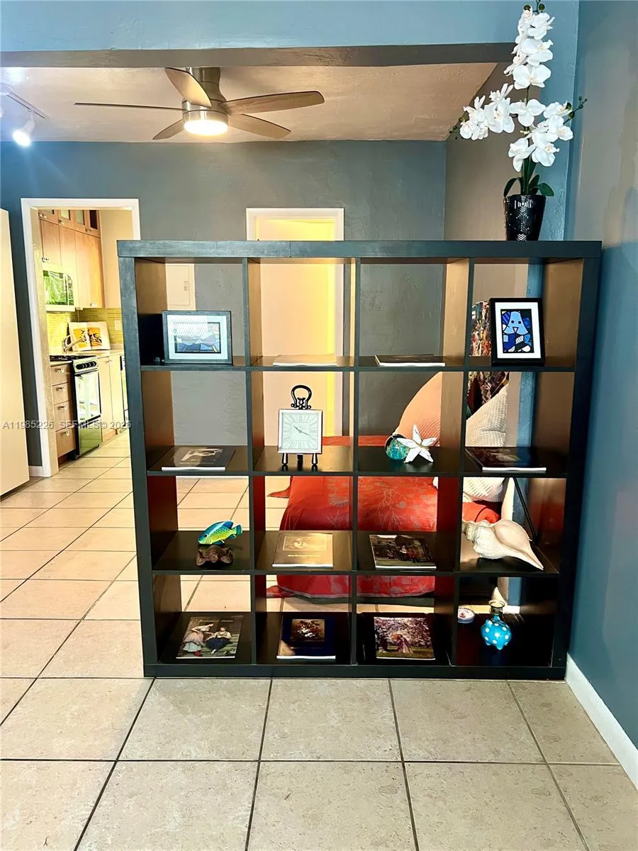 835 Meridian Ave # 5, Miami Beach FL 33139