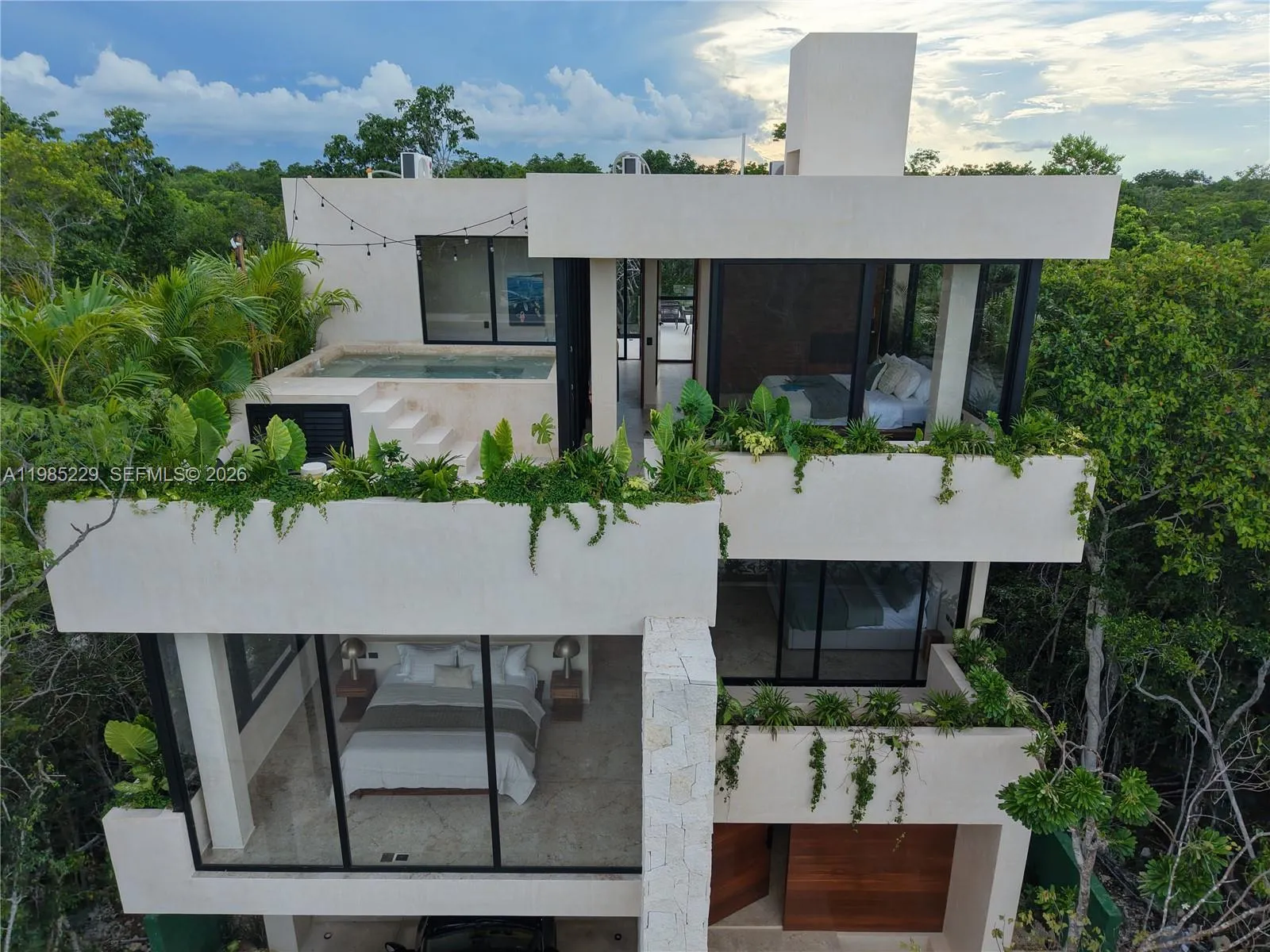 5GWV+2H N/A, FL 33133