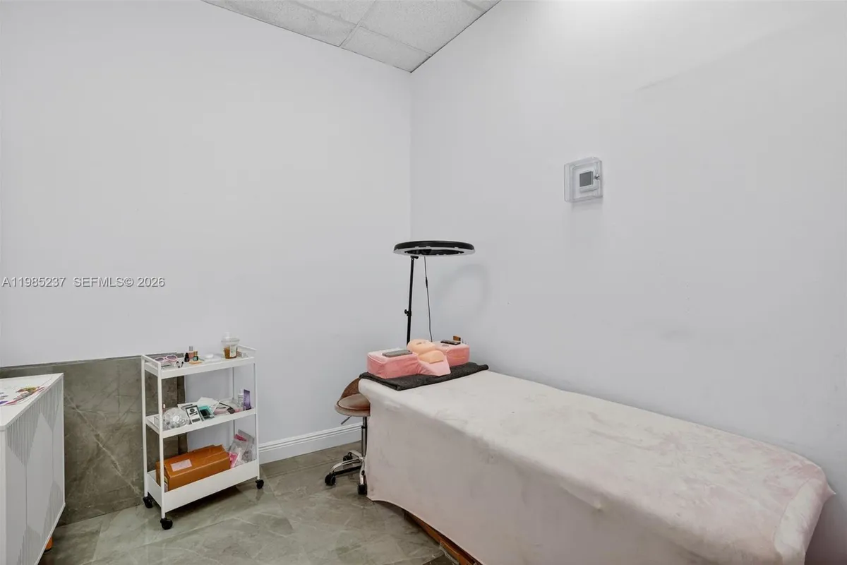 Full Service Beauty Salon For Sale In Bird Road, Miami FL 33165