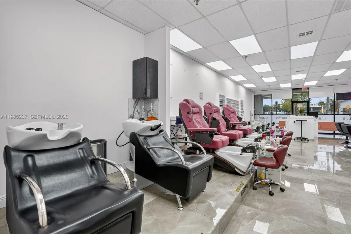 Full Service Beauty Salon For Sale In Bird Road, Miami FL 33165