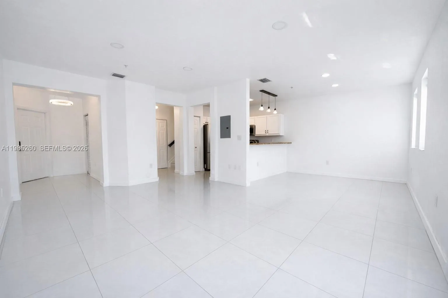 8800 NW 97th Ave # 207, Doral FL 33178