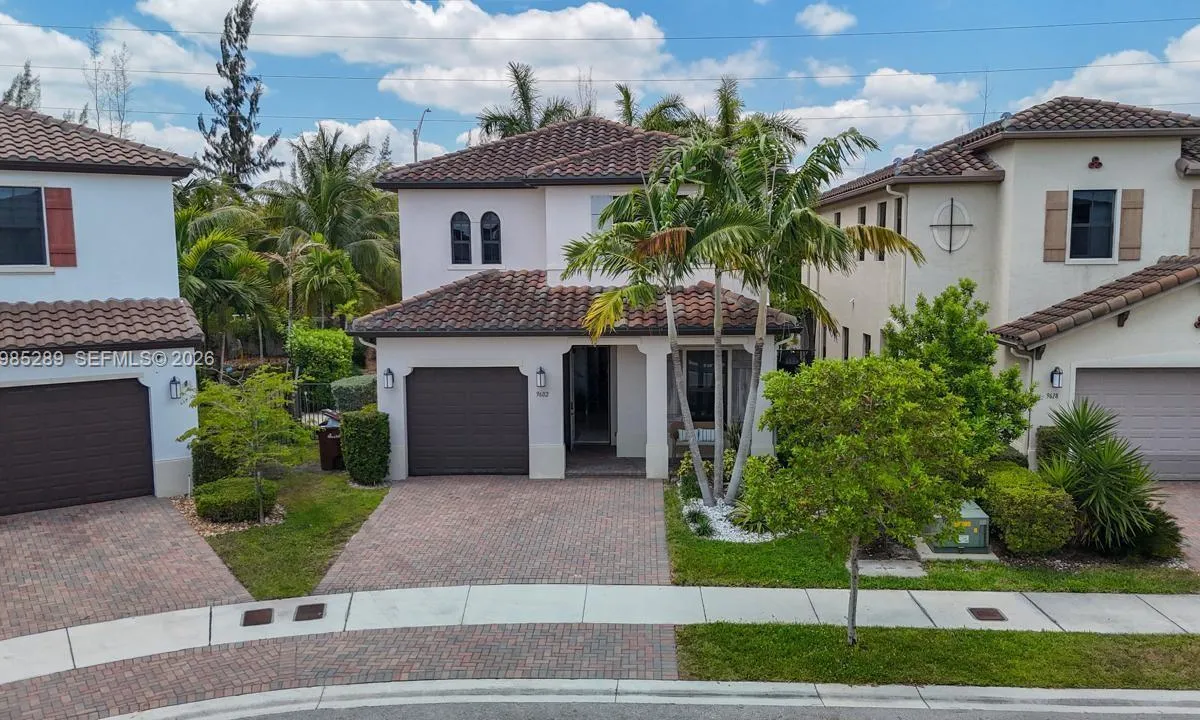 9602 W 35th Ln # 0, Hialeah FL 33018