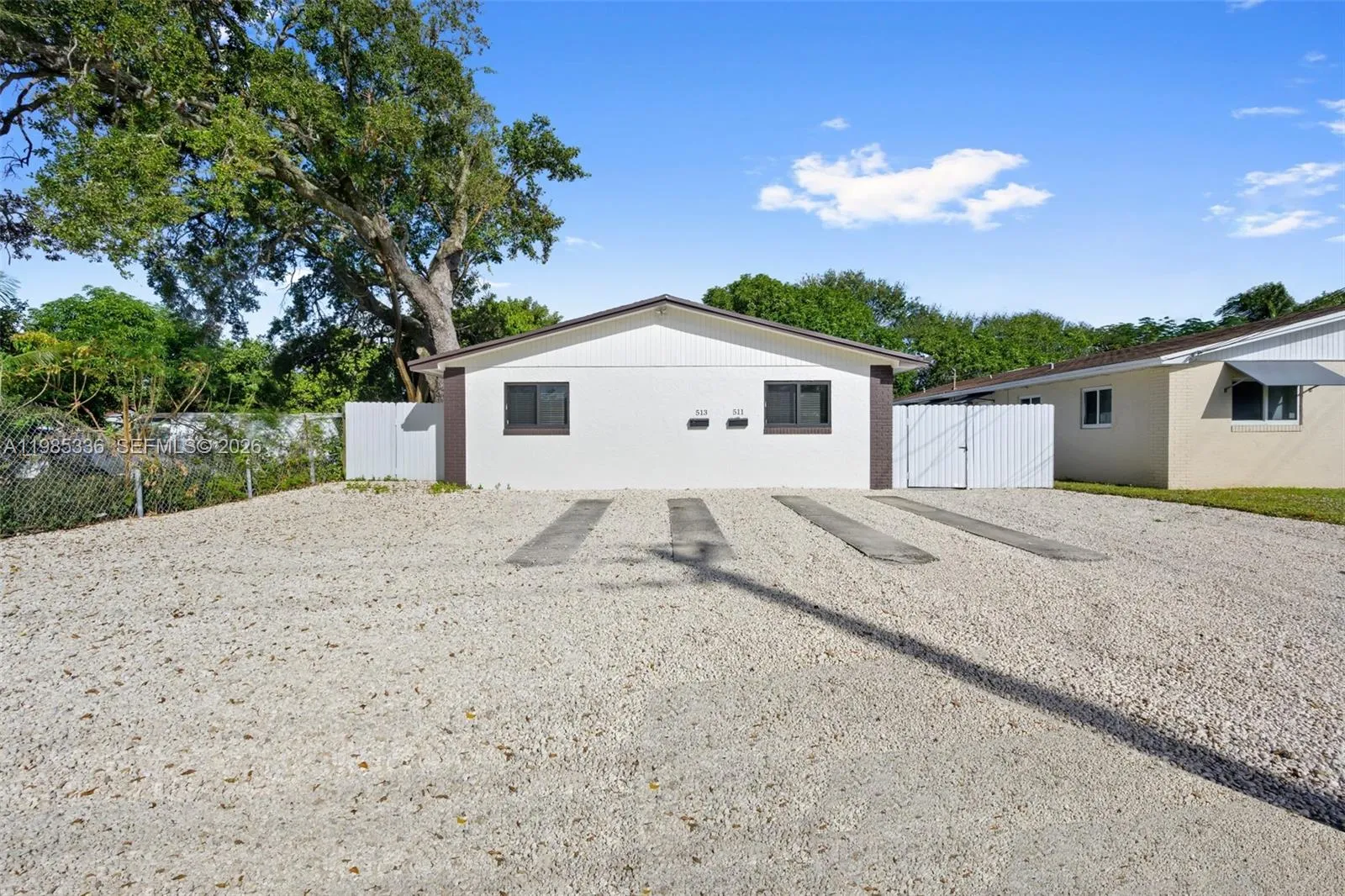 511 NW 93rd St # 511, Miami FL 33150