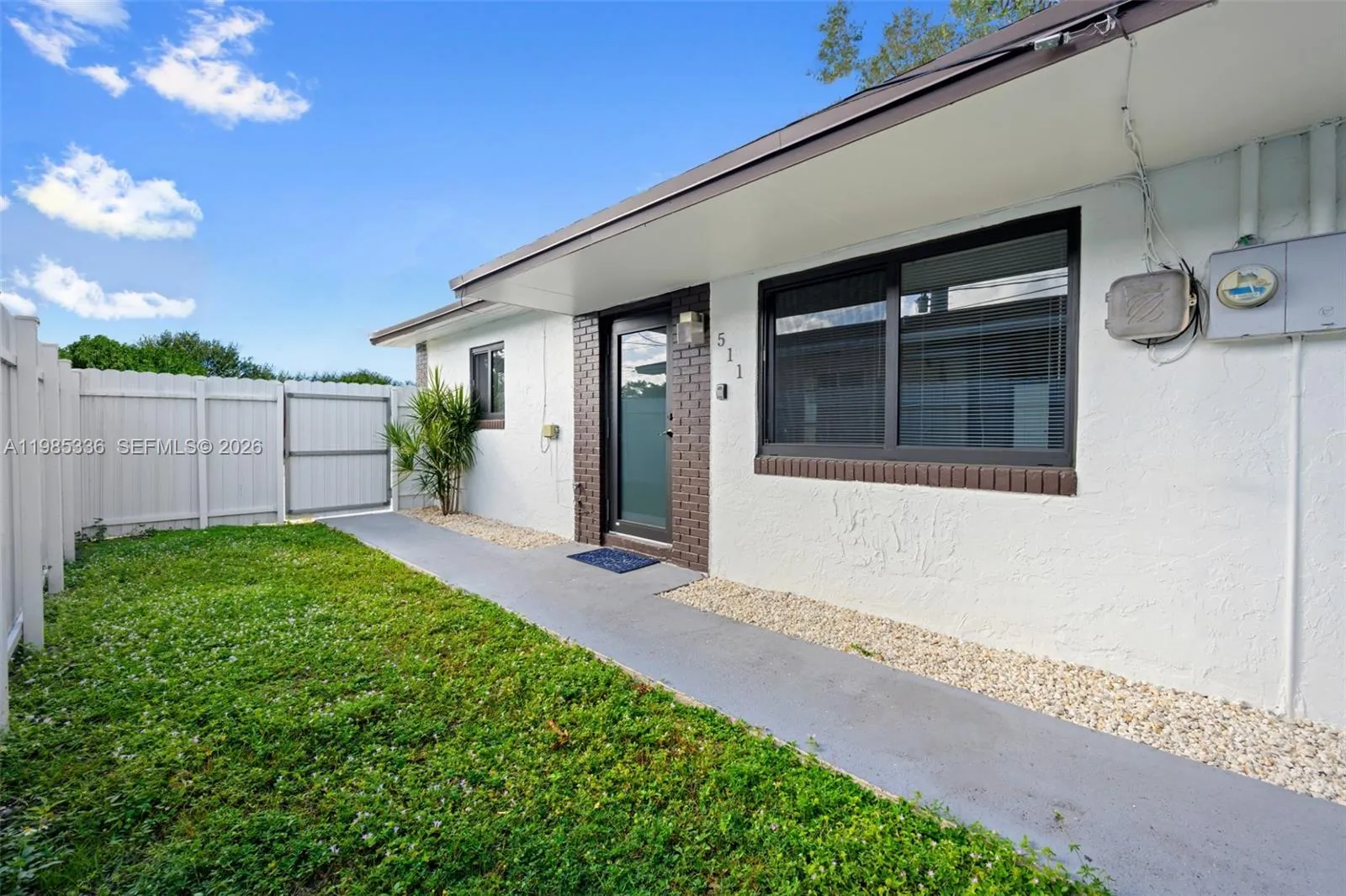 511 NW 93rd St # 511, Miami FL 33150