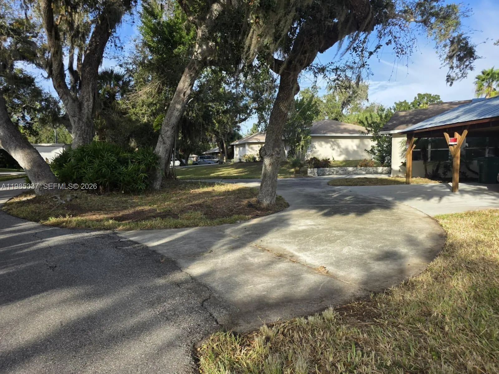 3661 Bernice LN, Sarasota FL 34238