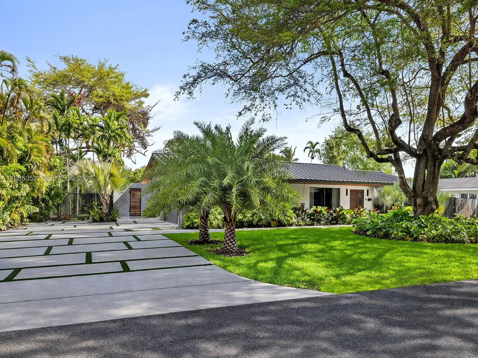 7945 SW 141st Ter, Palmetto Bay FL 33158