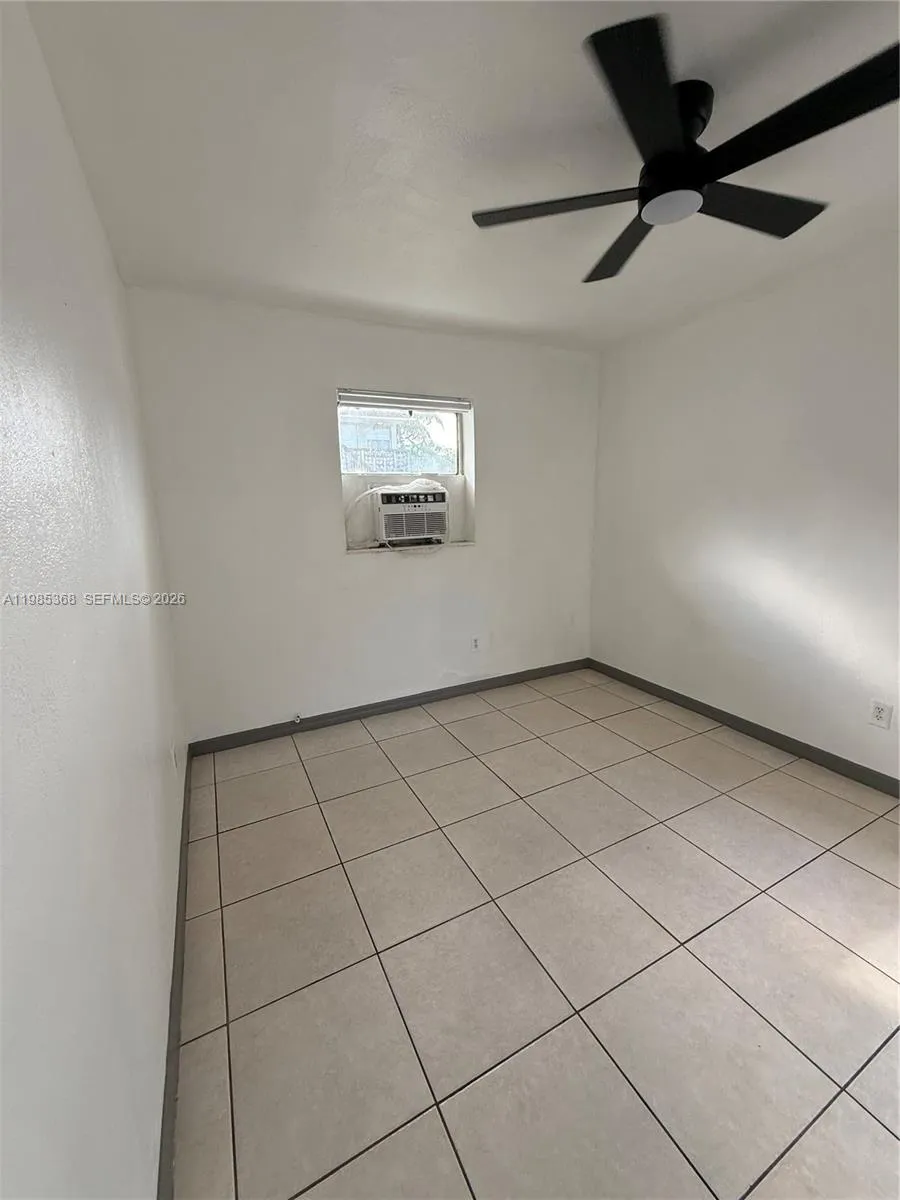 2216 Fillmore St # 6, Hollywood FL 33020