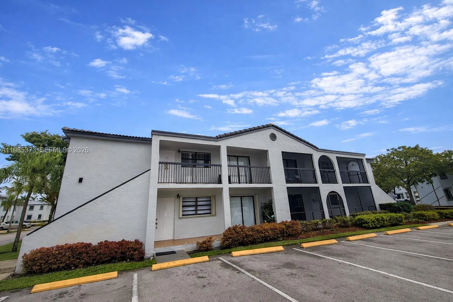 18216 Mediterranean Blvd # 19, Hialeah FL 33015