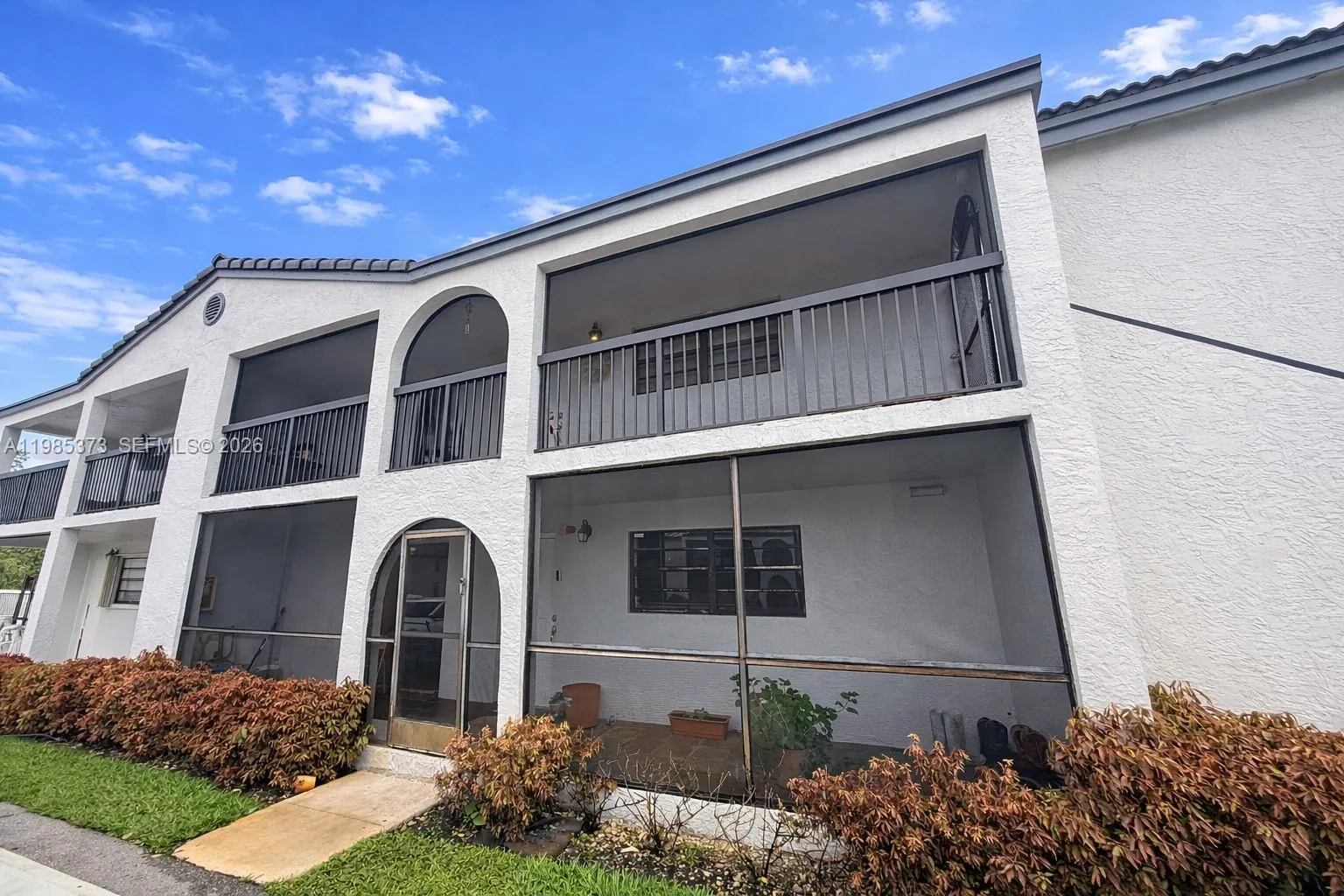 18216 Mediterranean Blvd # 19, Hialeah FL 33015