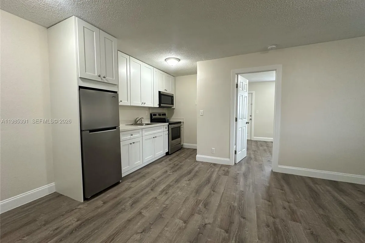 5901 NE 18th Ave # 2, Fort Lauderdale FL 33334