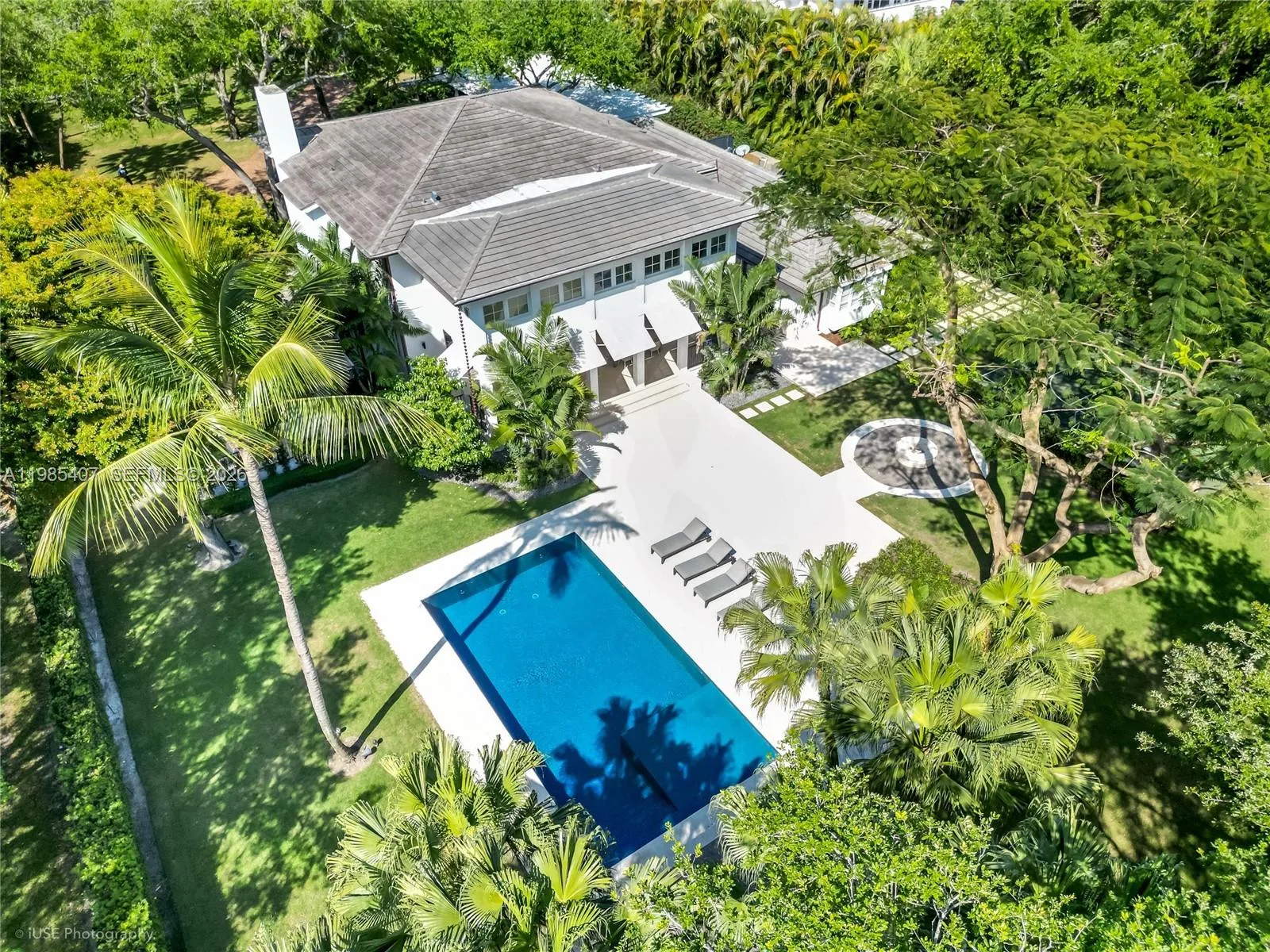 4550 Sunset Dr, Coral Gables FL 33143