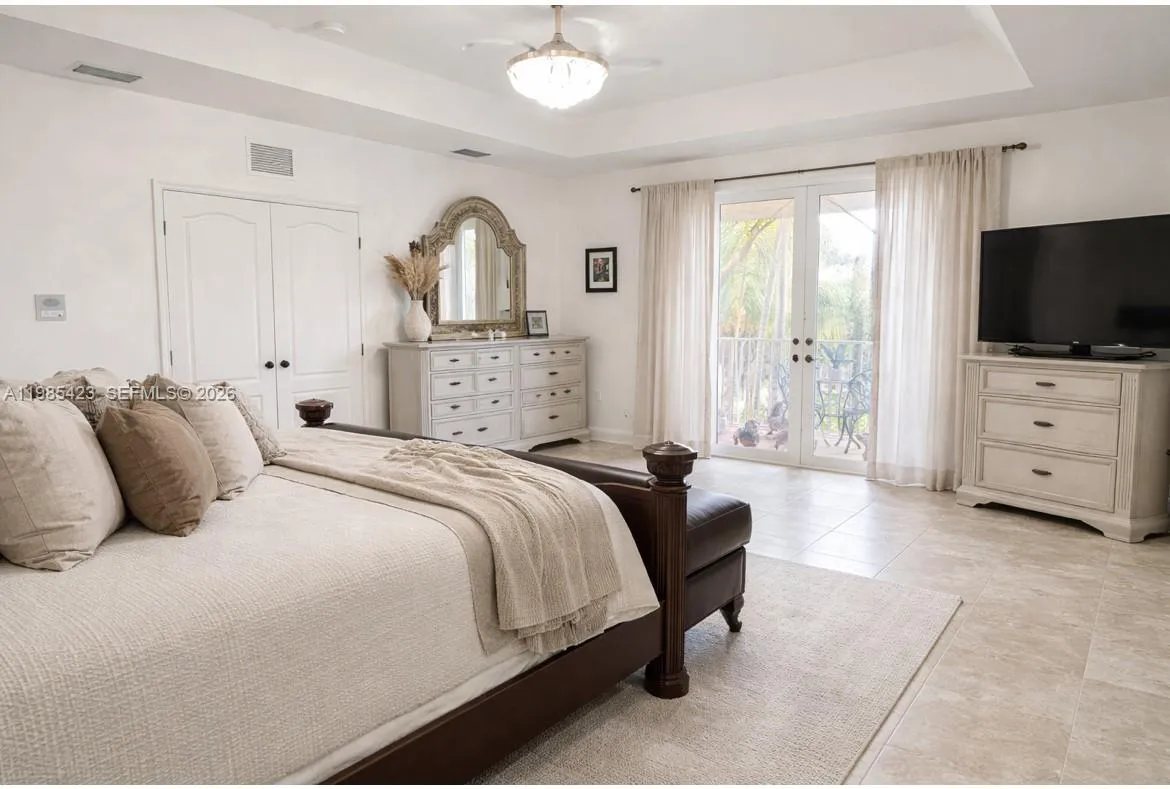 1958 SE 23rd Ct, Homestead FL 33035