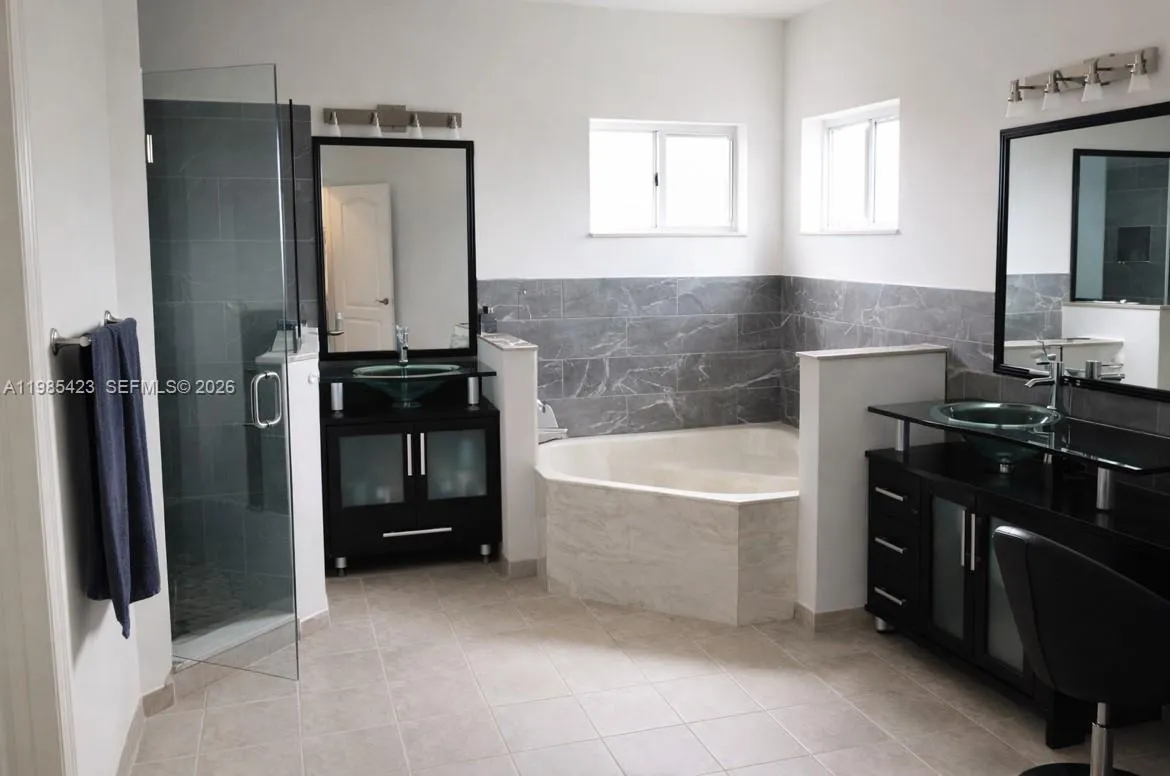 1958 SE 23rd Ct, Homestead FL 33035