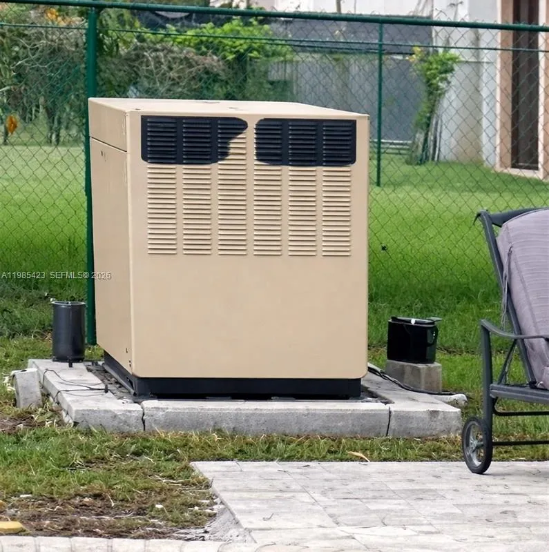 1958 SE 23rd Ct, Homestead FL 33035