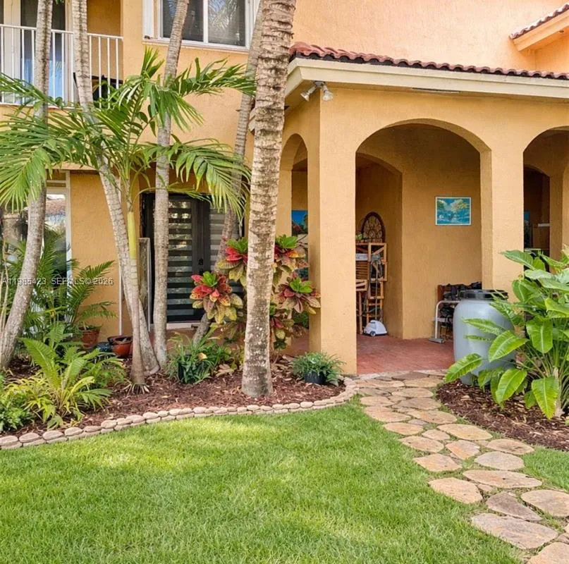 1958 SE 23rd Ct, Homestead FL 33035