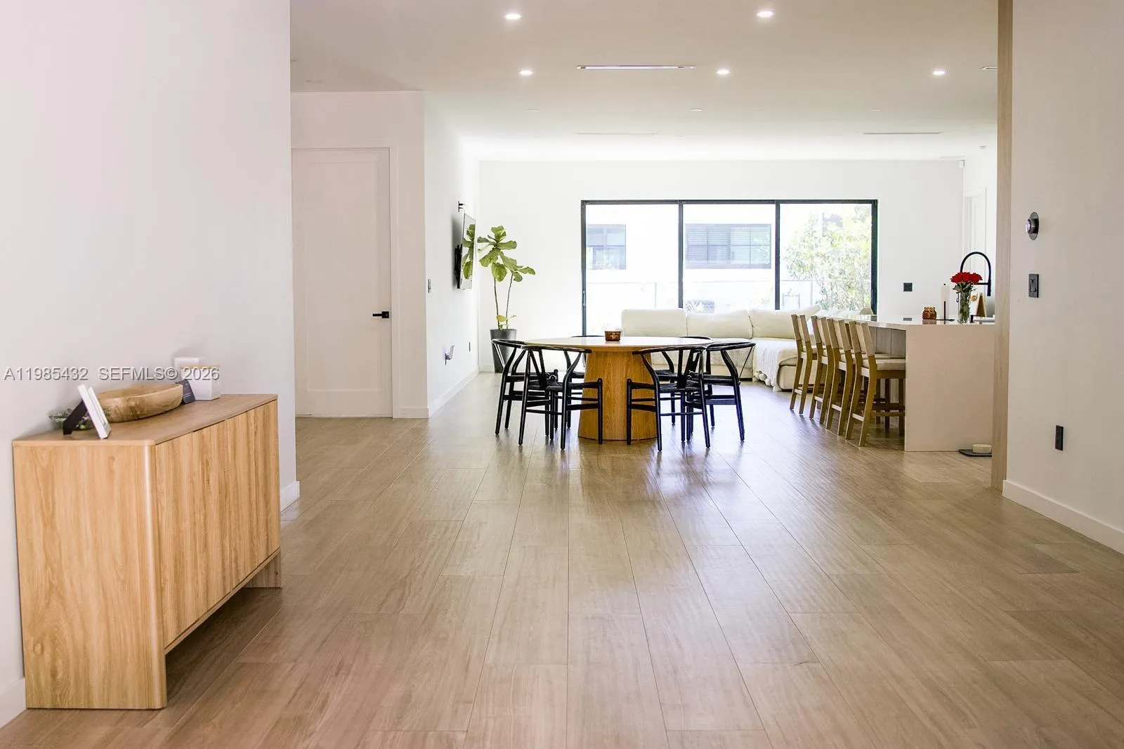 6200 SW 57th Dr, South Miami FL 33143