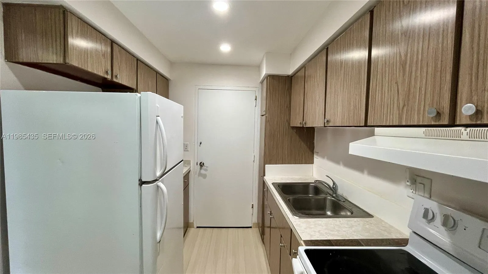 1408 Brickell Bay Dr # 916, Miami FL 33131