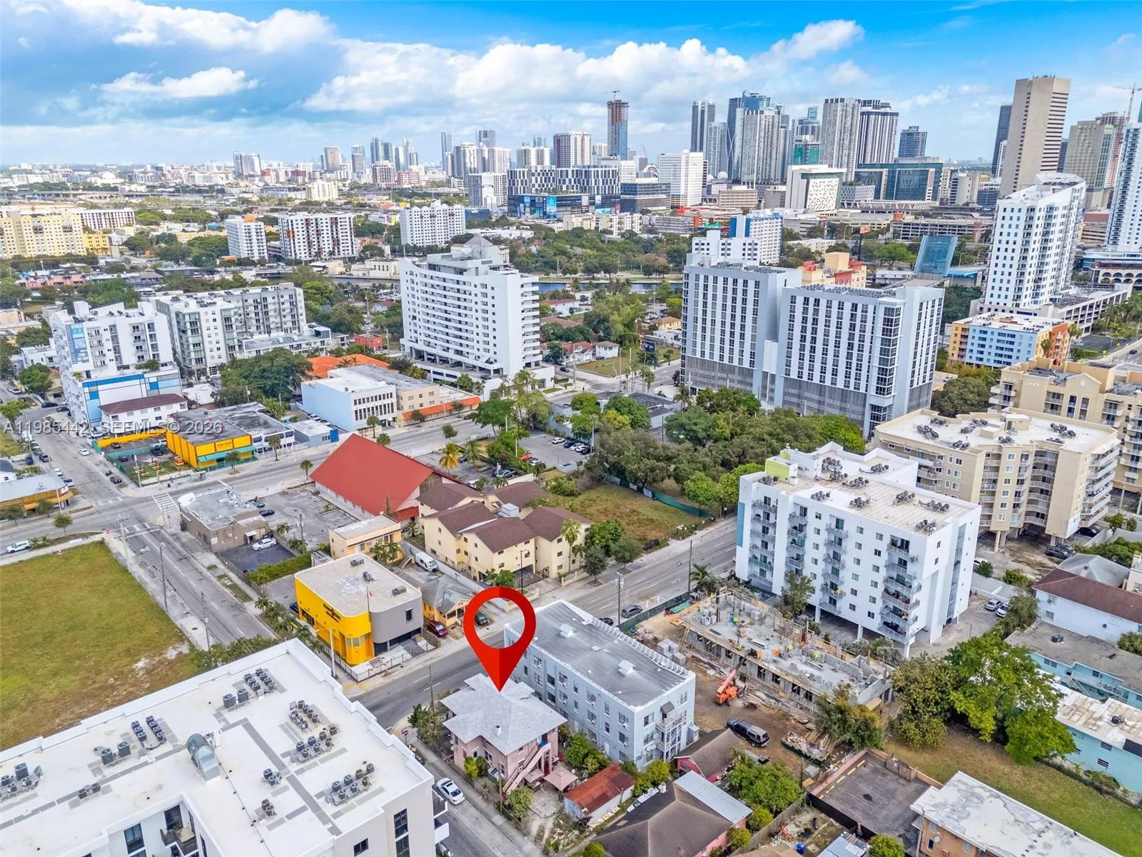 676 SW 1st St, Miami FL 33130