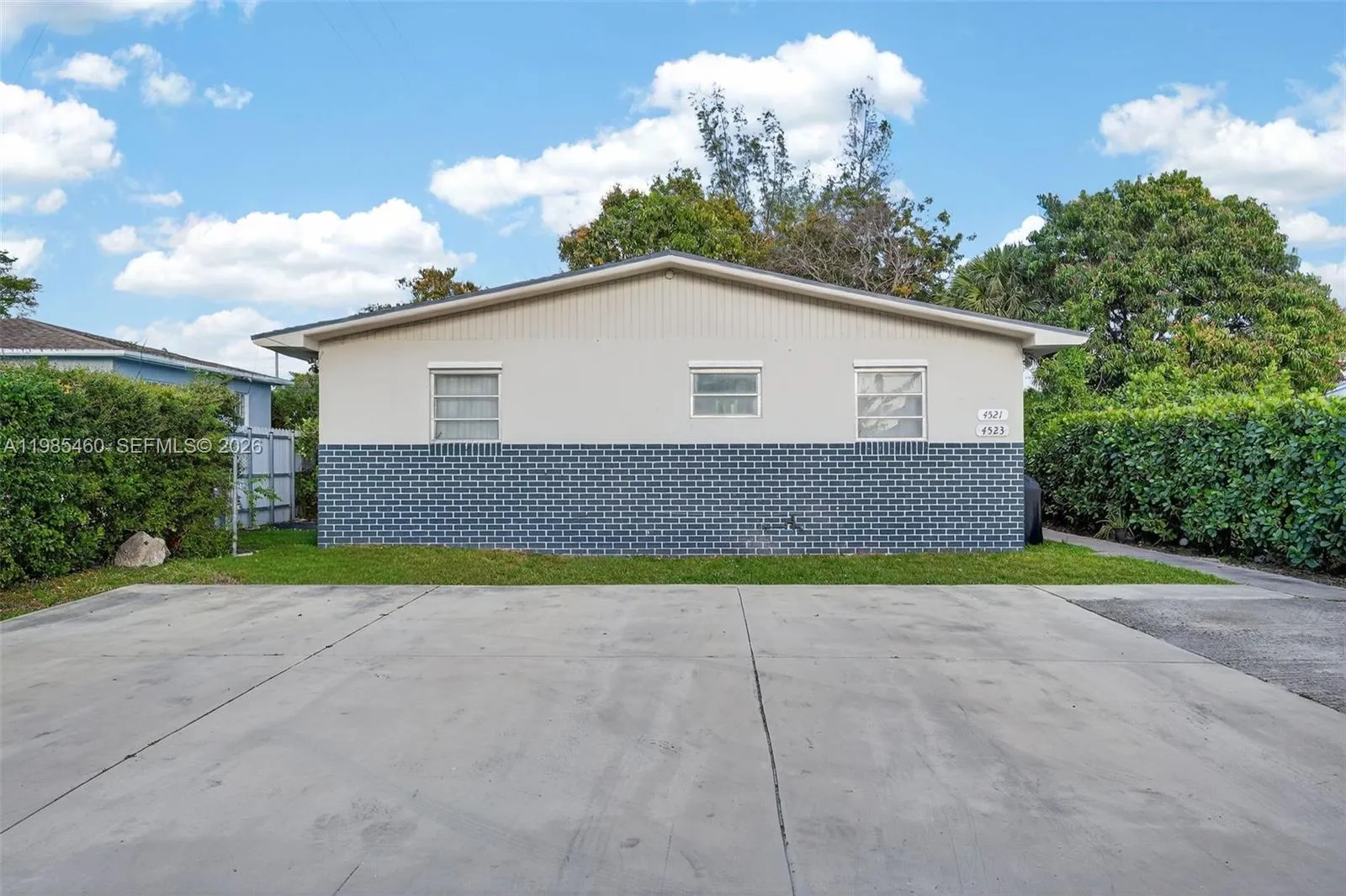 4521 NW 14th Ave # 4521, Miami FL 33142
