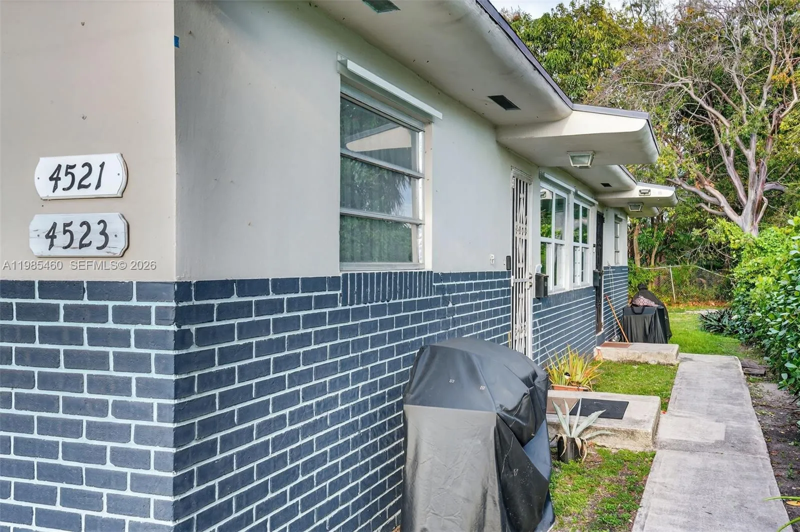 4521 NW 14th Ave # 4521, Miami FL 33142