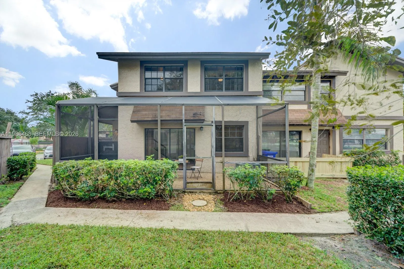 1960 Bayberry Dr # 1960, Pembroke Pines FL 33024