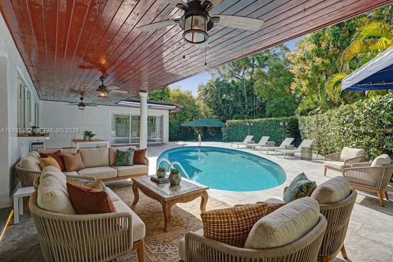 1110 NE 100th St, Miami Shores FL 33138