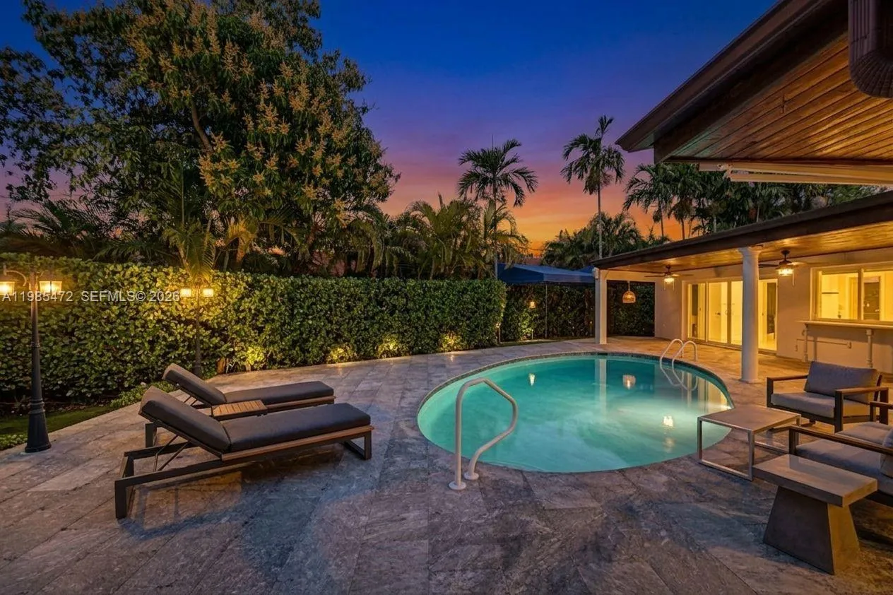 1110 NE 100th St, Miami Shores FL 33138