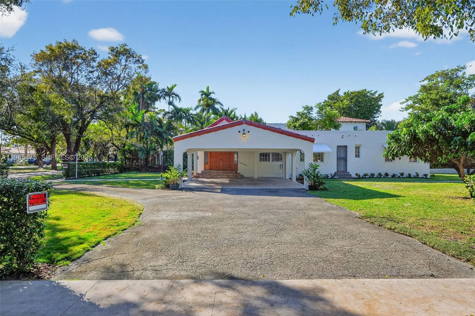 1305 Alhambra Cir, Coral Gables FL 33134