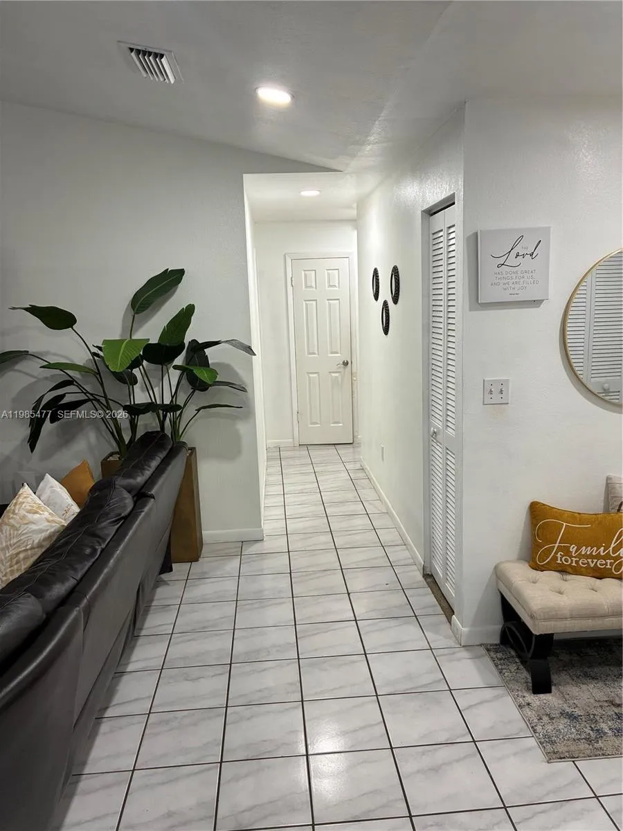 1660 N Audubon Dr # 1660, Homestead FL 33035