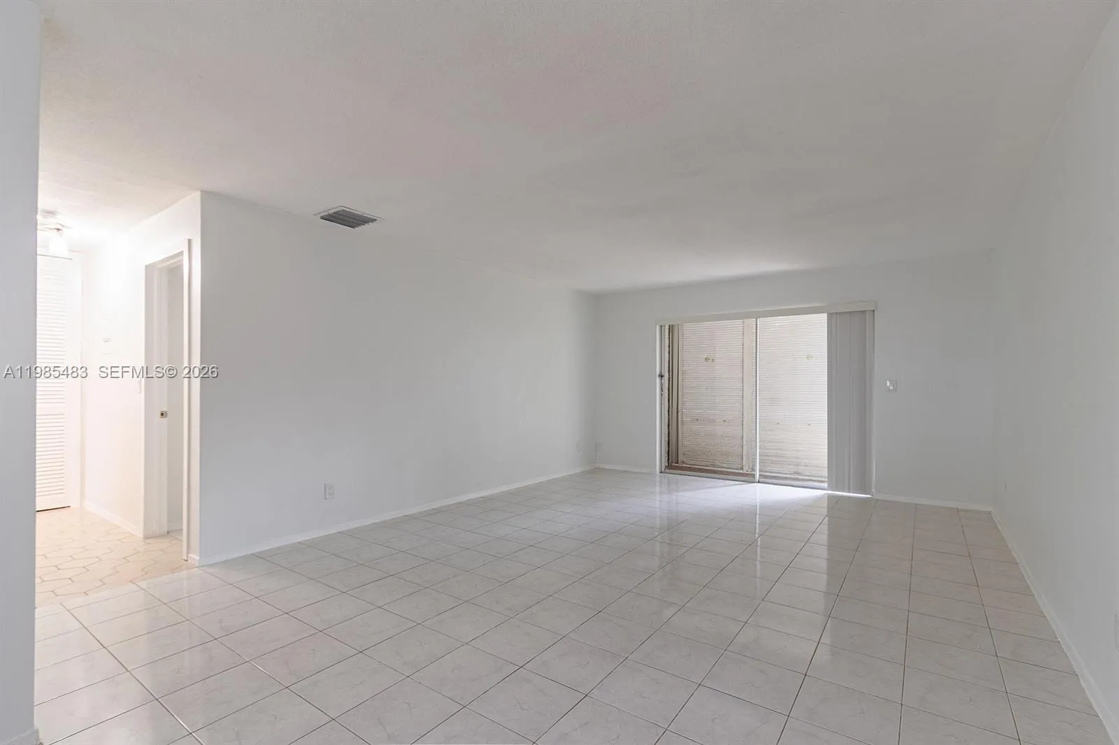 700 Layne Blvd # 118, Hallandale Beach FL 33009