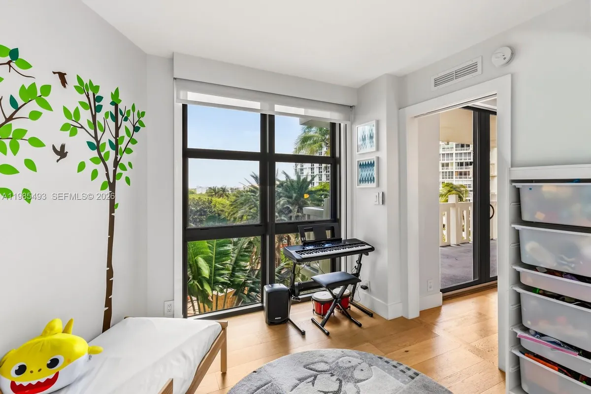 1111 Crandon Blvd # A405, Key Biscayne FL 33149