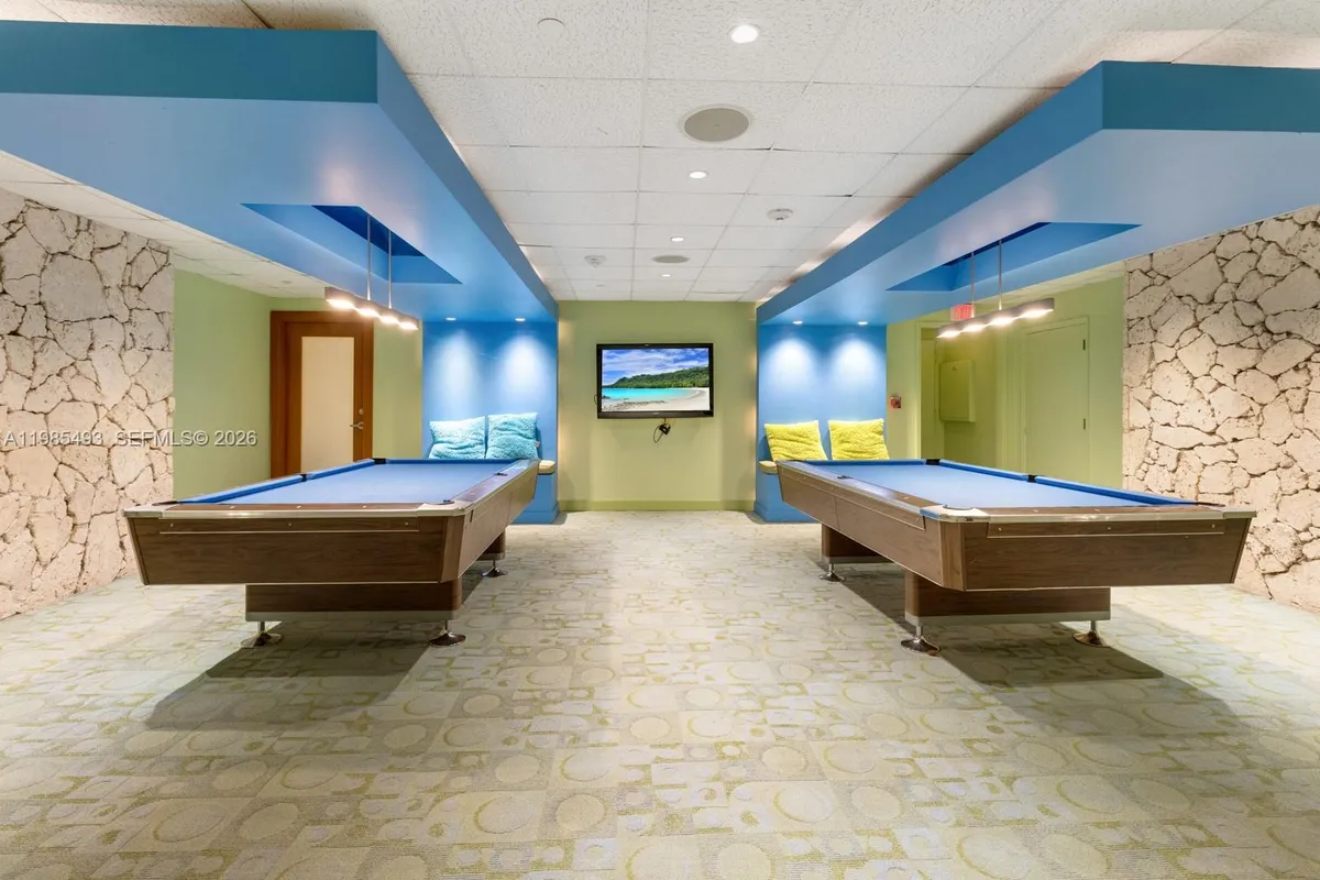 1111 Crandon Blvd # A405, Key Biscayne FL 33149