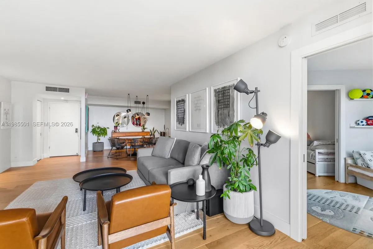 1111 Crandon Blvd # A405, Key Biscayne FL 33149