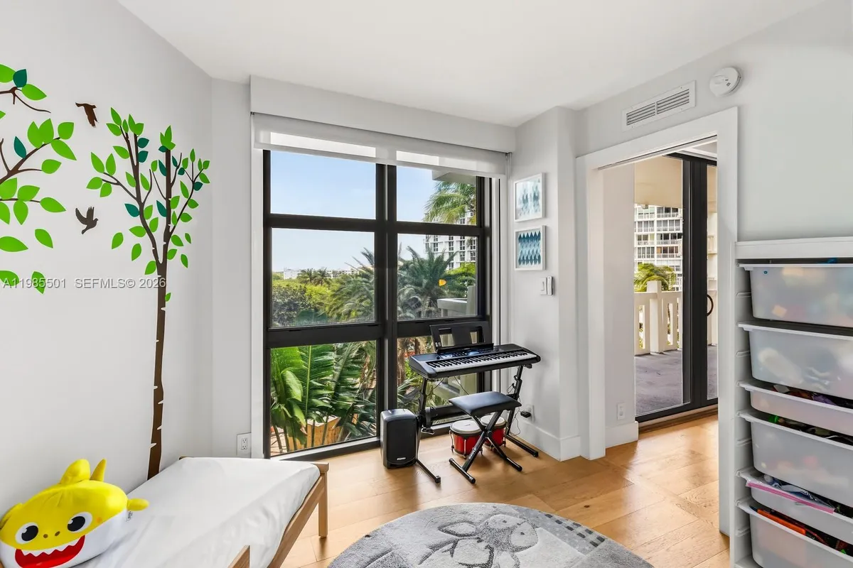 1111 Crandon Blvd # A405, Key Biscayne FL 33149