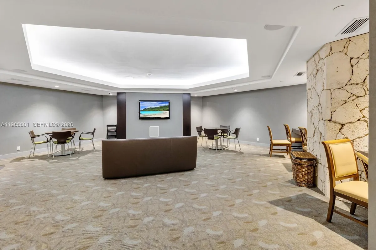 1111 Crandon Blvd # A405, Key Biscayne FL 33149